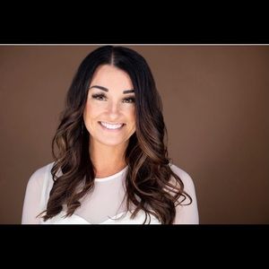 Meet your Posher, Vicky